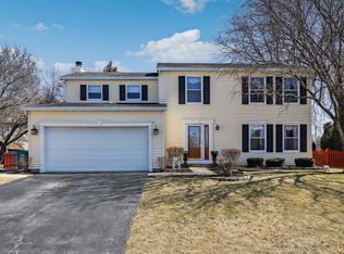 2041 Queensbury Ct, Lombard, IL