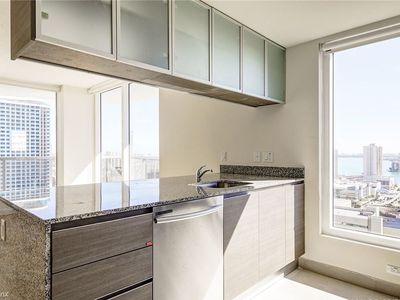 1424 NE Miami Pl, Miami, FL, 33132