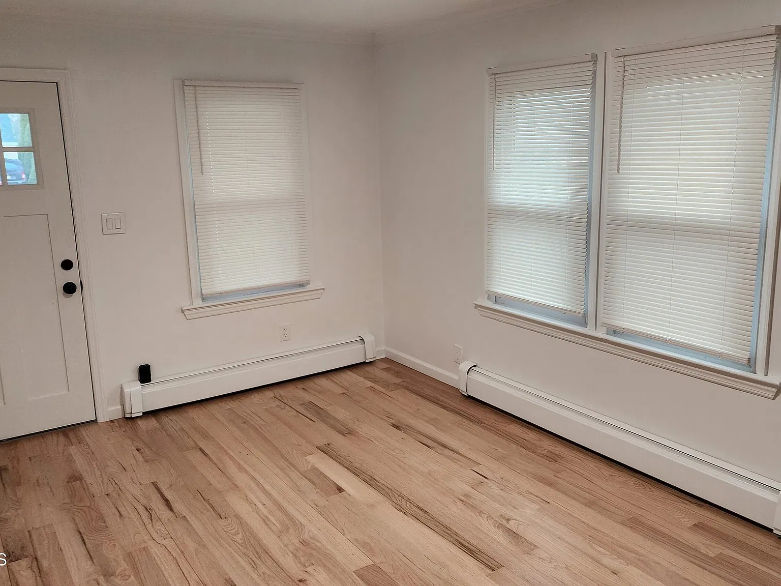 3 bed, 1.5 bath, 1548 sqft, $3,600 — Photo 2