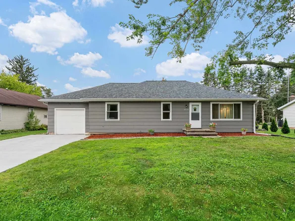 2715 W 1st Ave, Appleton, WI 54914