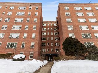 30 N Broadway #6B, White Plains, NY