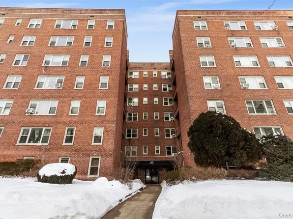30 N Broadway #6B, White Plains, NY 10601