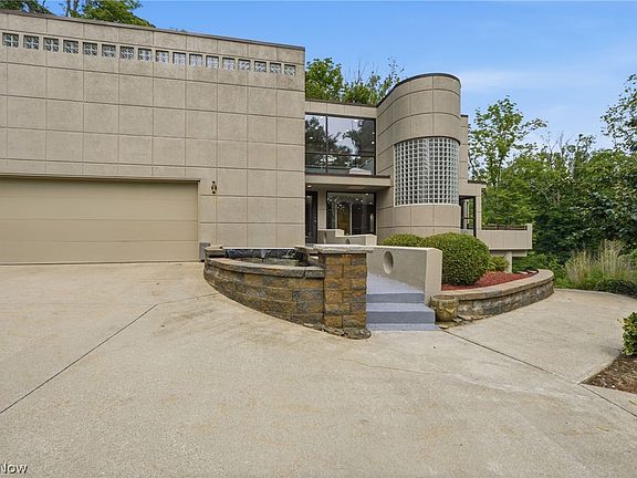 5th image of 13601 Royalton Rd