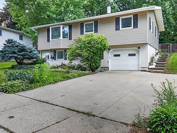 3rd image of 1638 Arkansas Ave