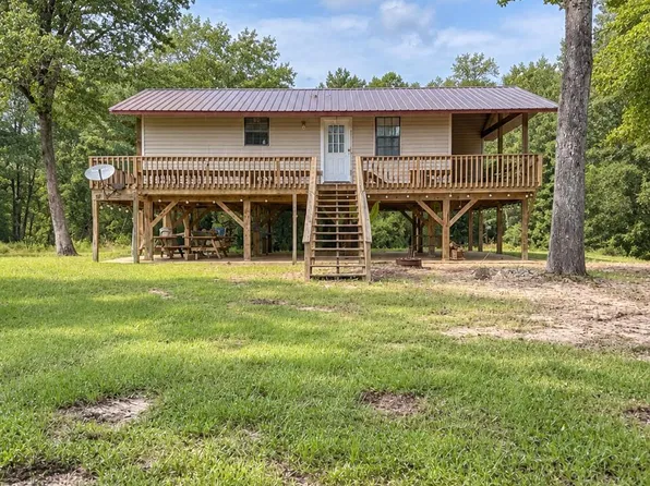 2933 Benjo Rd, Mc Lain, MS 39456