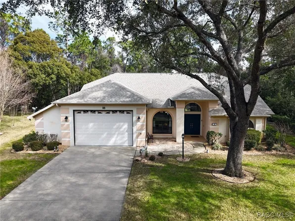 18 Fig Ct E, Homosassa, FL 34446