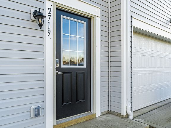 4th image of 2719 McHenry Dr