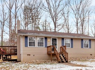 198 Orchard Park Rd, Palmyra, VA 22963