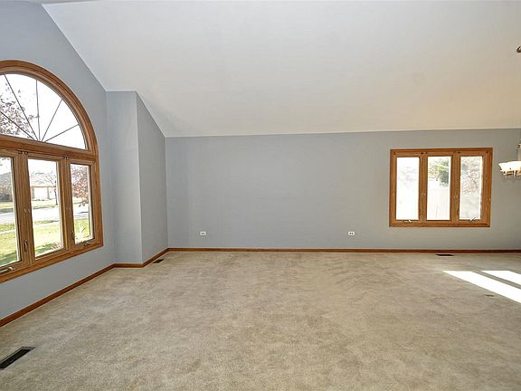 5th image of 1421 Eagle Vista Dr
