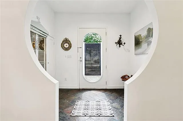 Building Photo - 3704 Severn Ave