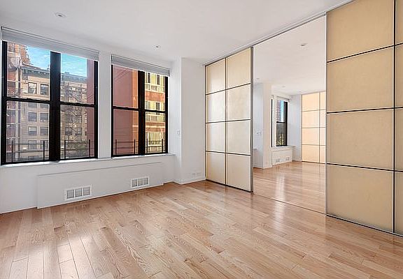 4th image of 252 W 30th St APT 3B
