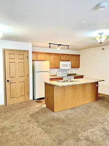 960 Highway 16 E #111 Photo 1