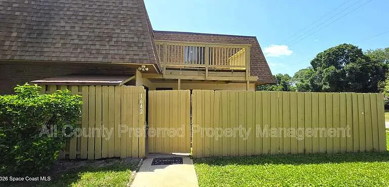 1642 S Park Ave — Photo 1