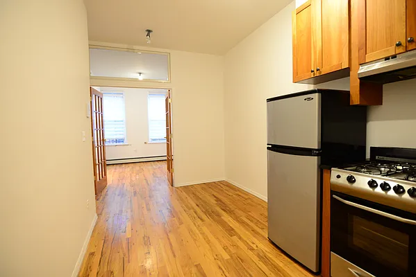 Rented by Residents Team | media 7