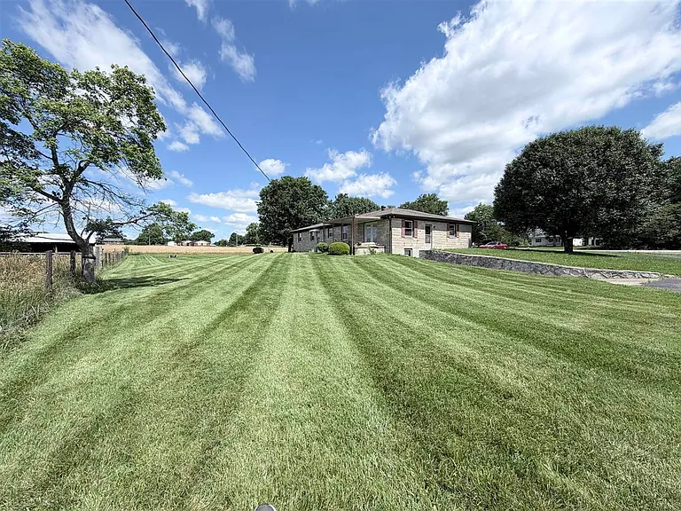 5993 Burkesville Rd — Photo 2