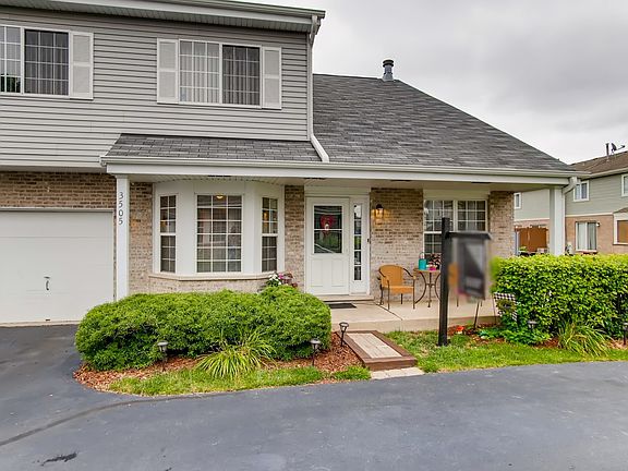 2nd image of 3505 Willowview Ct