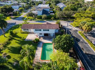 233 NE 11th St, Boca Raton, FL 33432