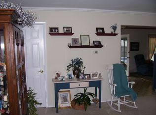 897 Jamesport Dr, Toms River, NJ 08753