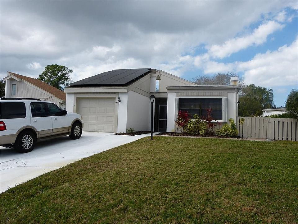 1st image of 530 S Woodlands Dr