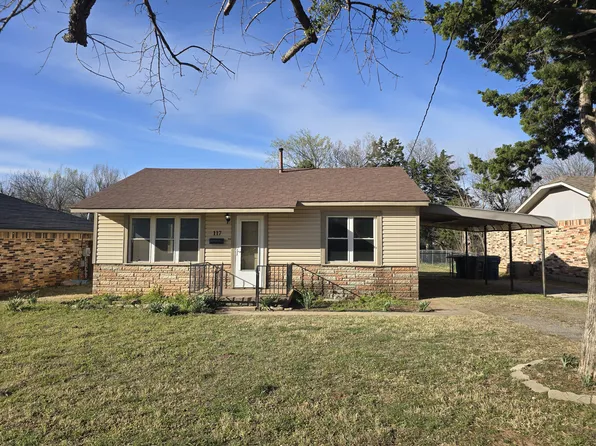 117 W Clegern Ave, Edmond, OK 73003