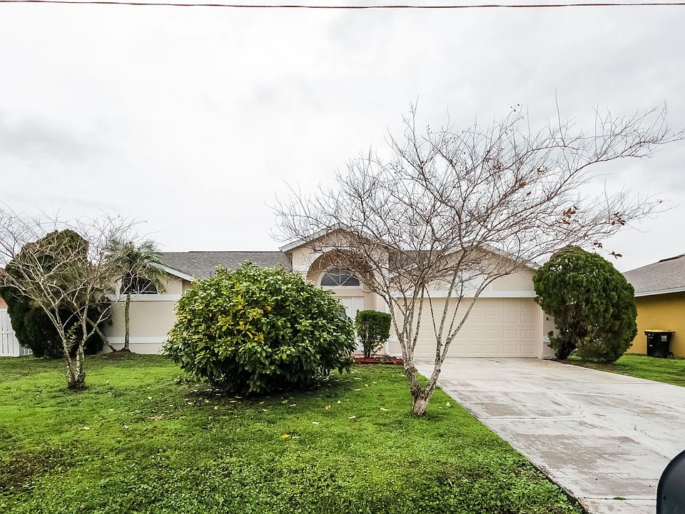 1st image of 313 Miami Ln