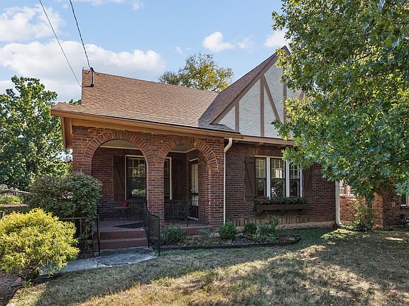 4th image of 2727 W Linden Ave