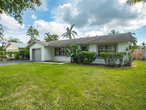 9720 Saddlebrook Dr-33_08262022