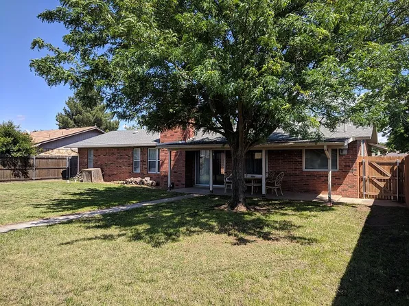 8414 Hartford Dr, Lubbock, TX 79423