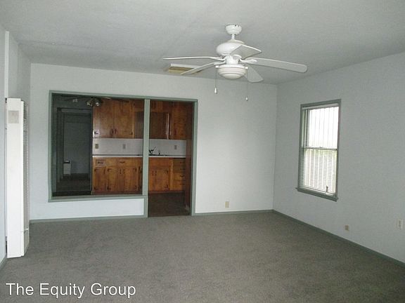 2nd image of 1106 W Houston Ave