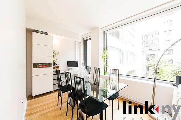 Rented by Link NY Realty | media 67