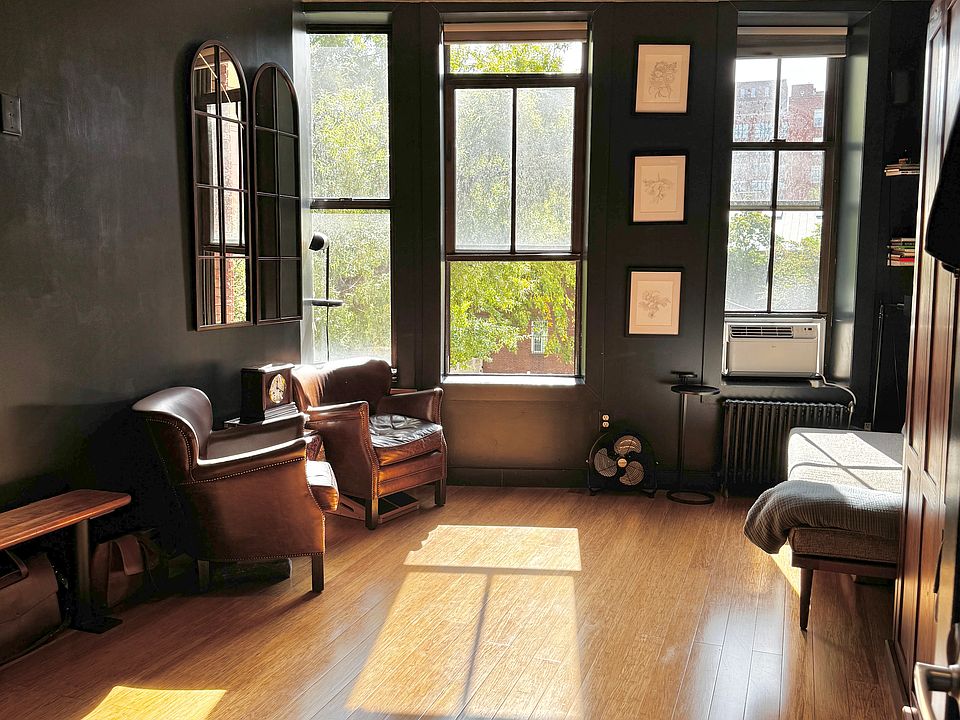 1st image of 135 Christopher St APT 3C
