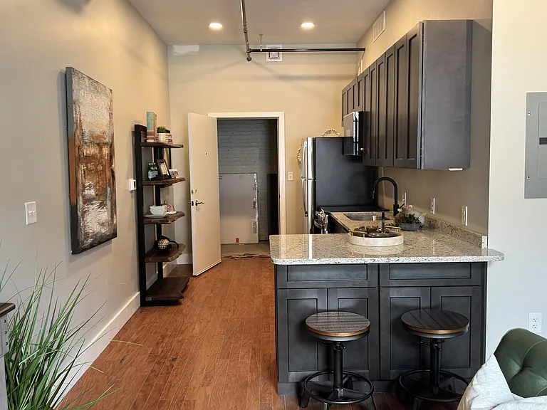 Prince Street Lofts — Photo 15