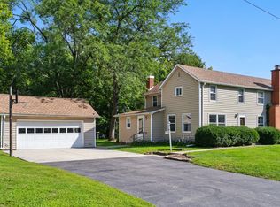 8505 Clinton St, Dixon, IL 61021