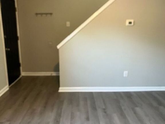 5th image of 114 Floyd Ct