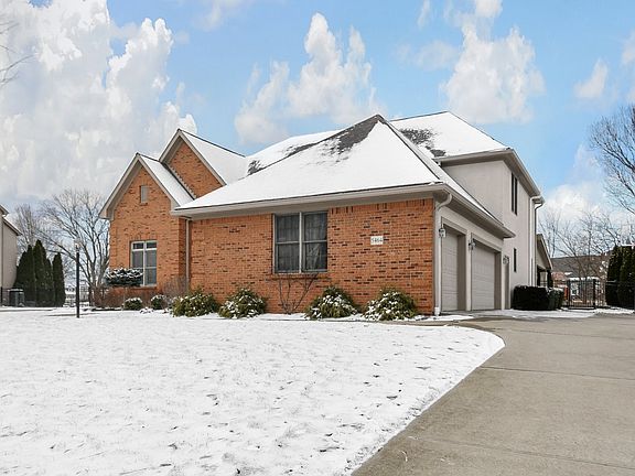 3rd image of 5464 Sandy Dr