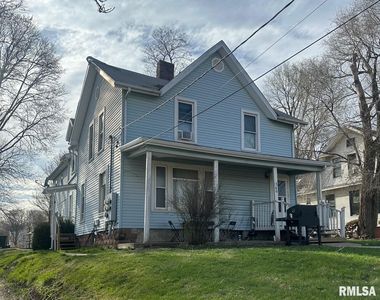 260 N Broad St, Galesburg, IL, 61401