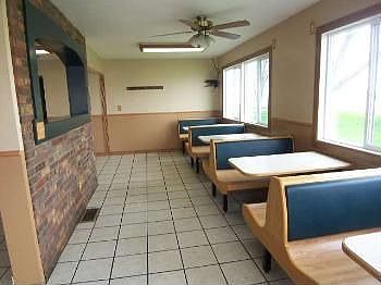 3rd image of 5011 Us Highway 231 S