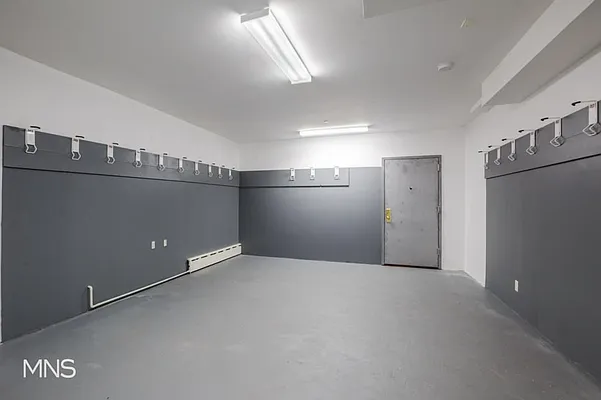 Rented by MNS Marketing | media 8