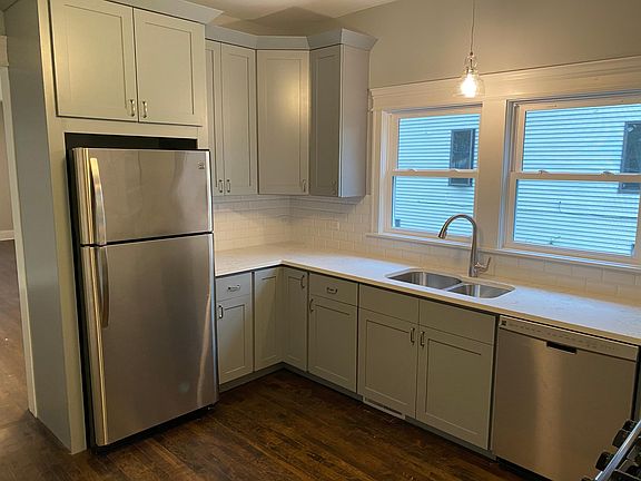 3rd image of 429 Hannah Ave #1