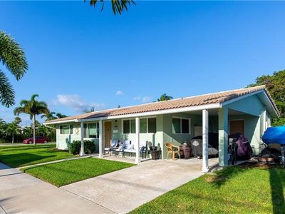 2001 N Lakeside Dr, Lake Worth, FL, 33460
