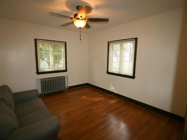 Bedroom Right