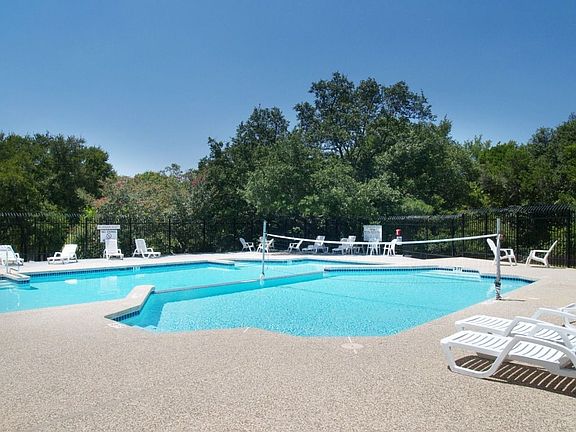Resort-style community pool