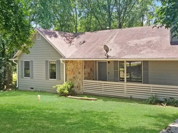 1160 Bayridge Dr, Riverdale, GA 30296