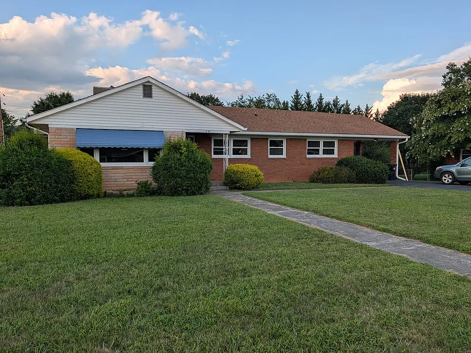 449 Cameron Dr
