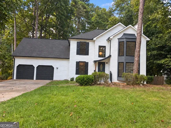 4142 Maple Ln, Powder Springs, GA 30127