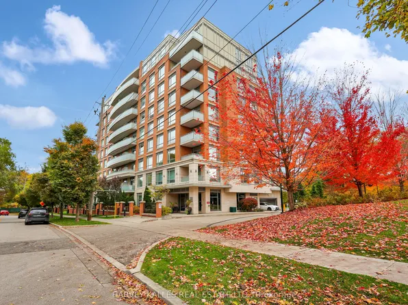 17 Ruddington Dr #305, Toronto, ON M2K 0A8