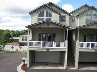 248 Hiatt Ln, Central Pt, OR 97502