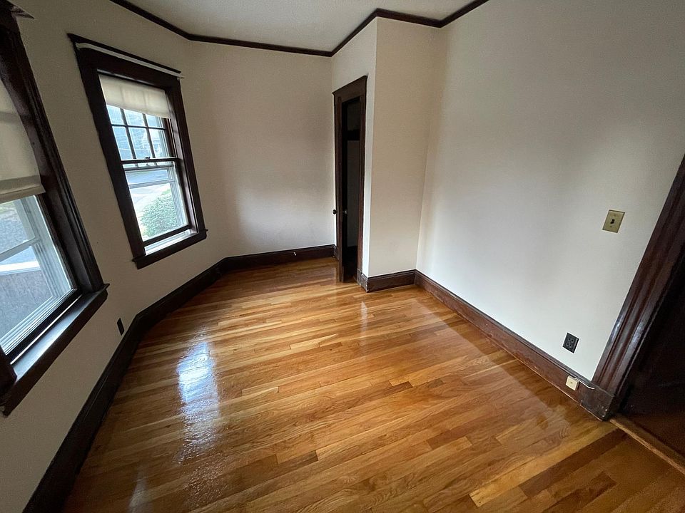 7 Elliot St Norwood MA Zillow