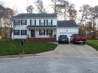 100 Silver Fox Trce, Yorktown, VA 23693