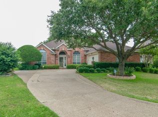 2412 N Hunter Place Ln, Arlington, TX 76006